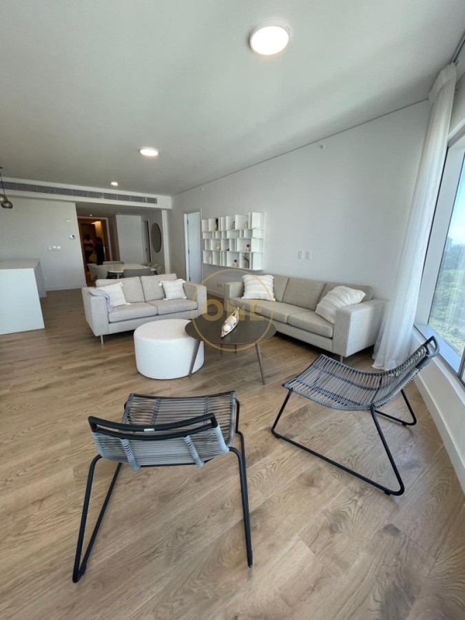 Apartamento ID.2069 - Exclusivo apartamento en Trump Tower, Playa Brava, Punta del Este, en Alquiler