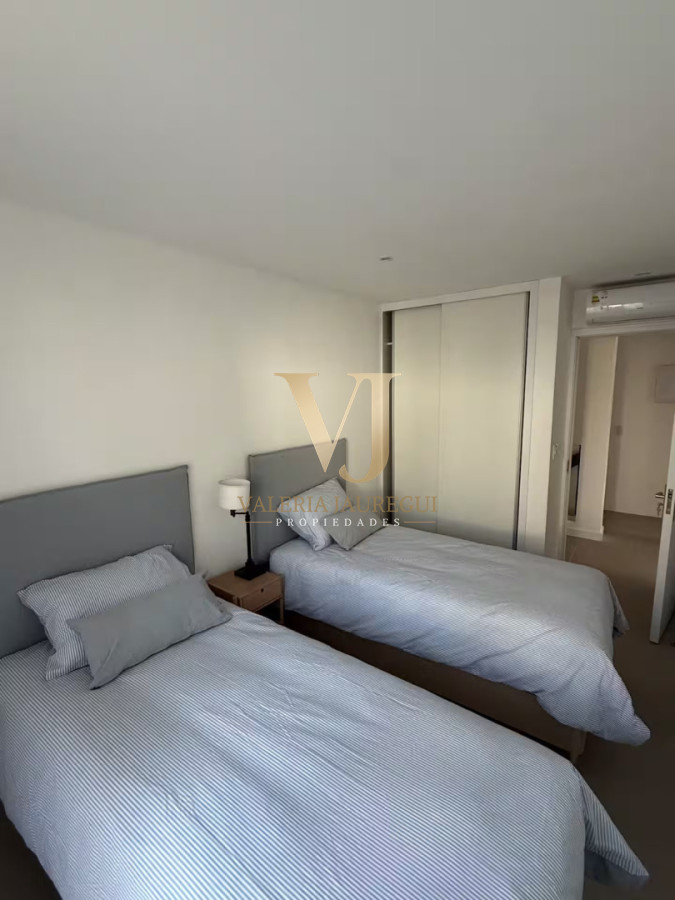 Casa ID.994 - Casa en alquiler 4 dormitorios La Barra