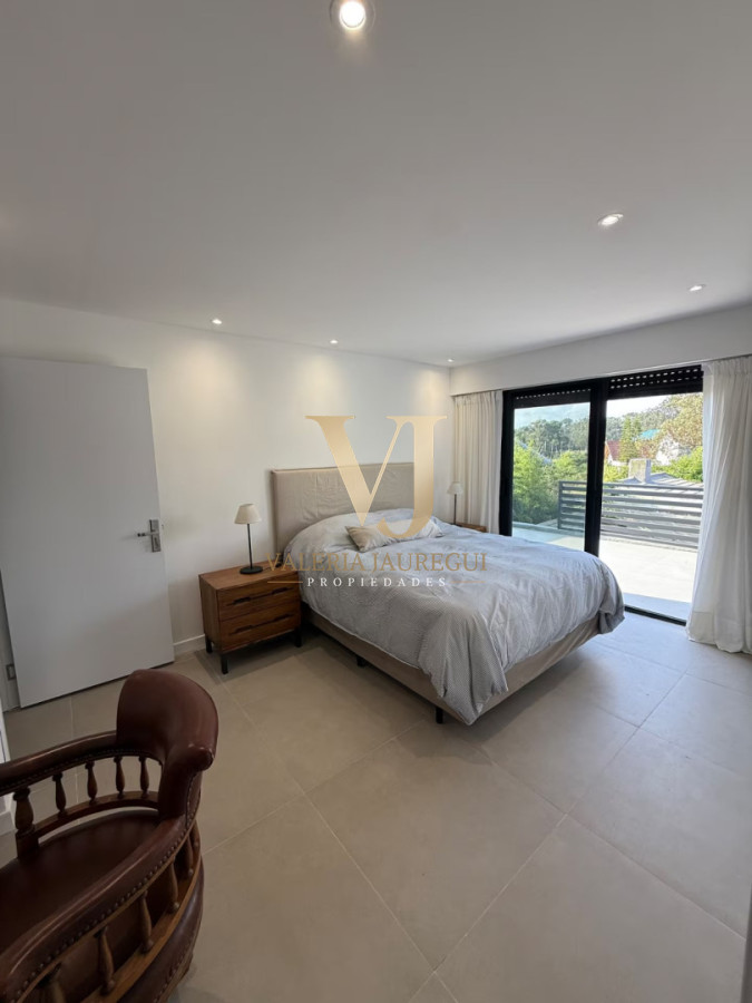 Casa ID.994 - Casa en alquiler 4 dormitorios La Barra