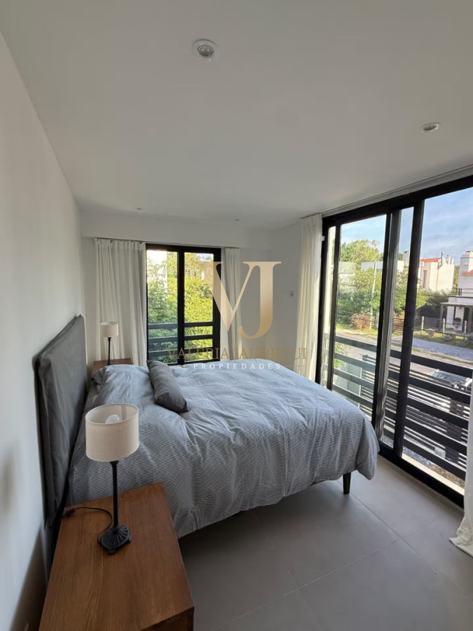 Casa ID.994 - Casa en alquiler 4 dormitorios La Barra