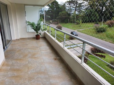 Apartamento en alquiler de temporada , El Golf , Punta Del Este
