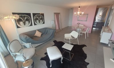 Apartamento de 2 dormitorios en edificio de lujo