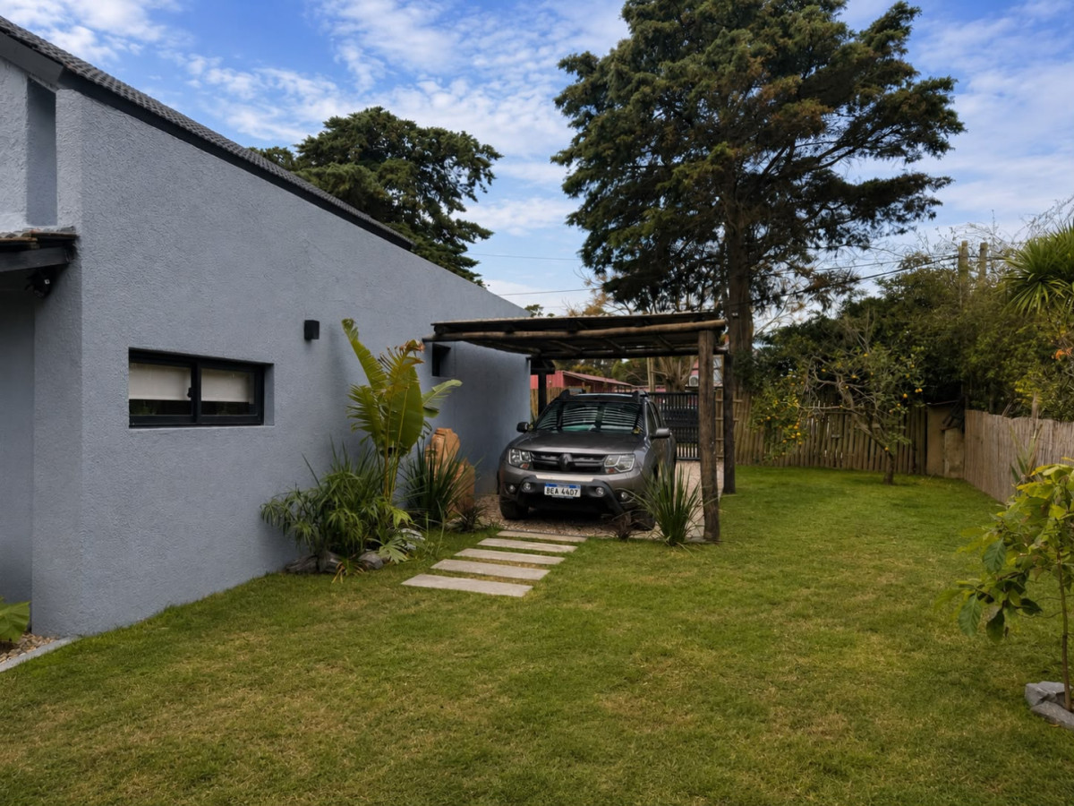 Casa ID.6343 - Casa en venta - 5 Dormitorios Balneario Buenos Aires