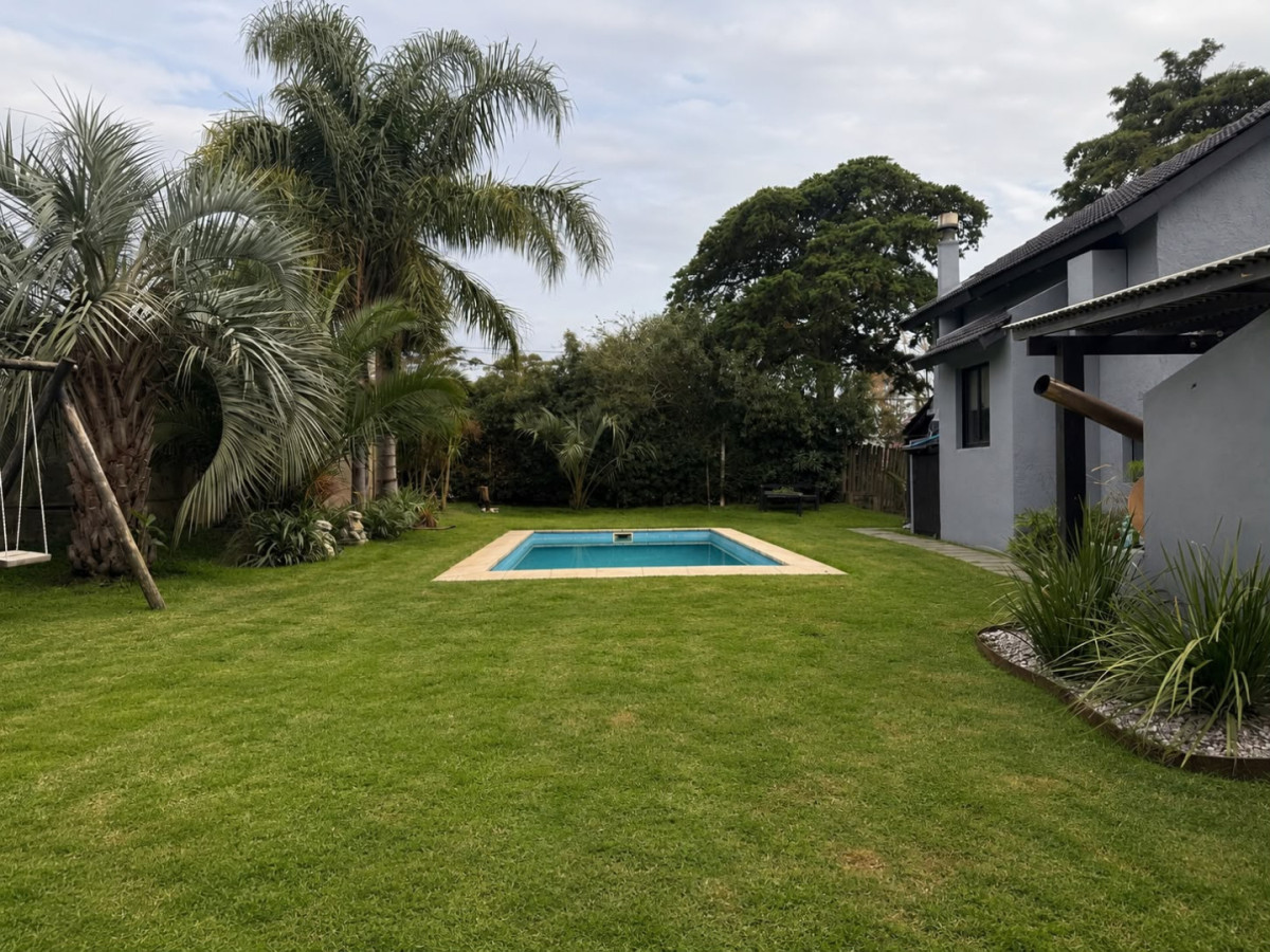 Casa ID.6343 - Casa en venta - 5 Dormitorios Balneario Buenos Aires