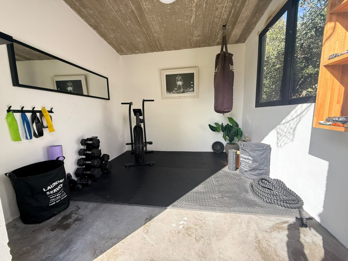Casa ID.6343 - Casa en venta - 5 Dormitorios Balneario Buenos Aires