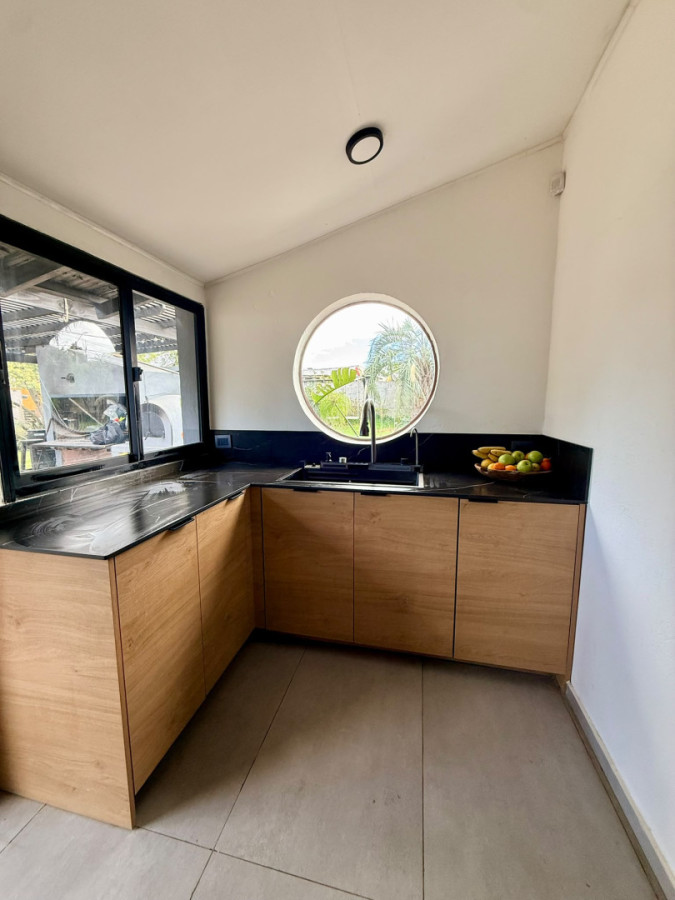 Casa ID.6343 - Casa en venta - 5 Dormitorios Balneario Buenos Aires