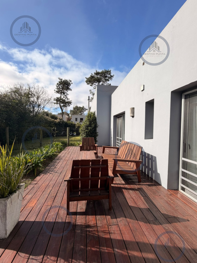 Casa ID.3289 - Casa el La Arbolada - El barrio mas consolidado de Punta del Este