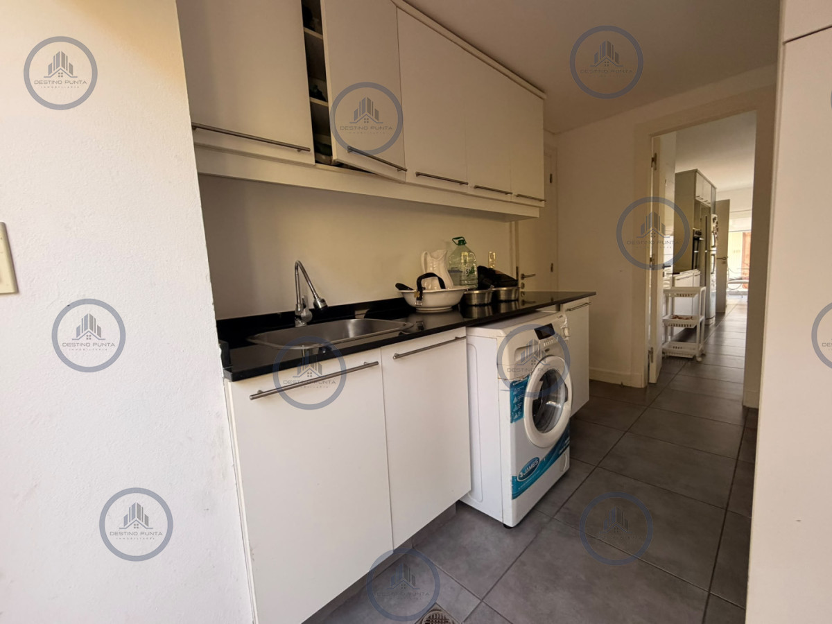 Casa ID.3289 - Casa el La Arbolada - El barrio mas consolidado de Punta del Este