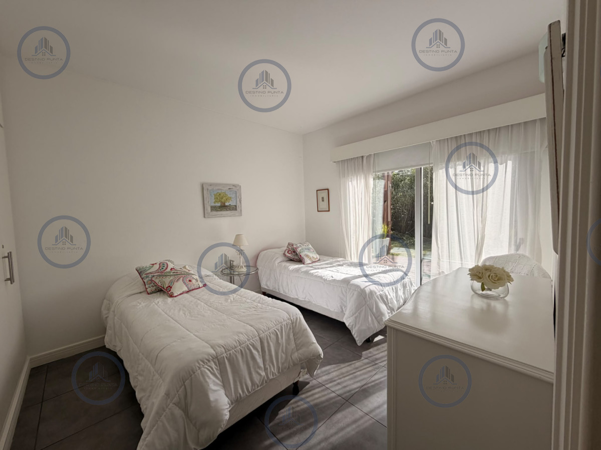 Casa ID.3289 - Casa el La Arbolada - El barrio mas consolidado de Punta del Este