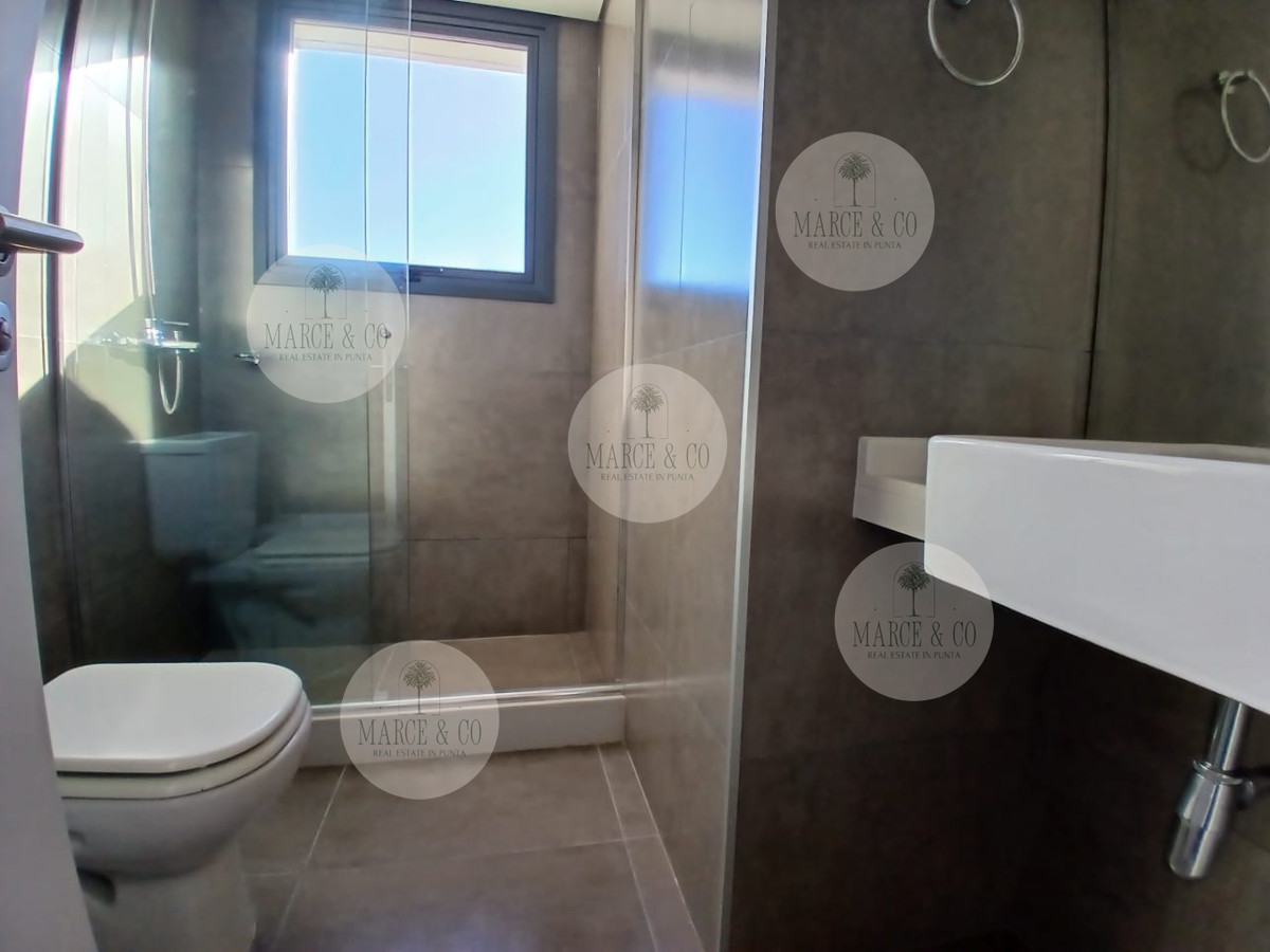 Apartamento ID.2384 - Penthouse de 2 dorm. en Torre Gauguin en Siglo Sol II 
