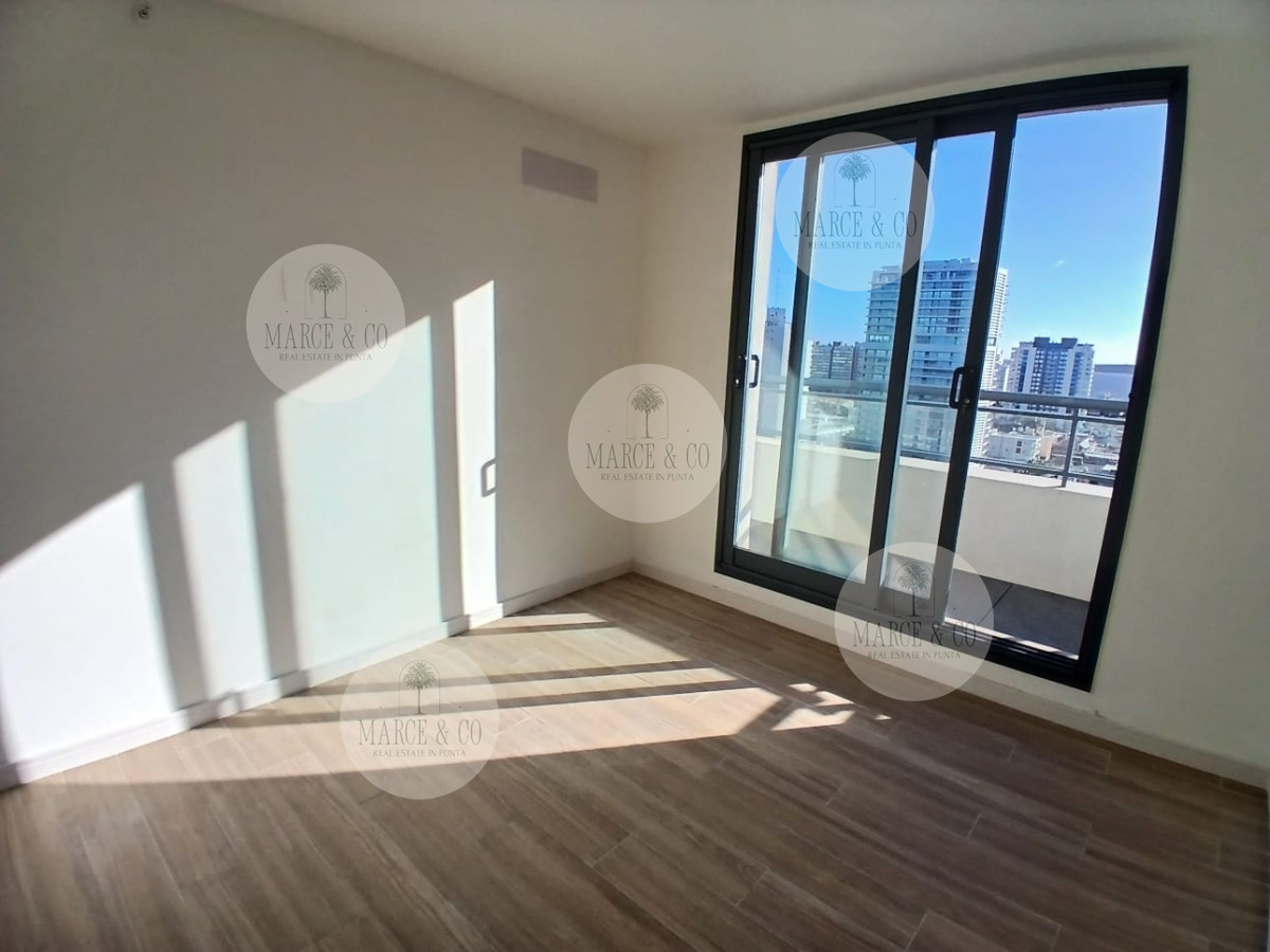 Apartamento ID.2384 - Penthouse de 2 dorm. en Torre Gauguin en Siglo Sol II 