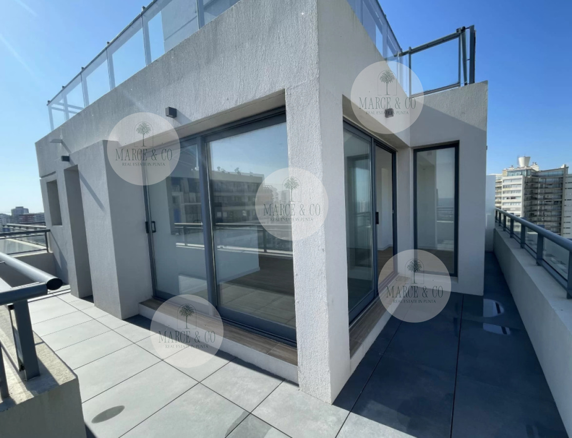 Apartamento ID.2384 - Penthouse de 2 dorm. en Torre Gauguin en Siglo Sol II 