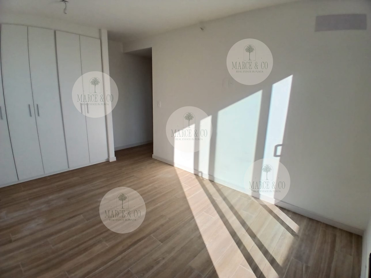 Apartamento ID.2384 - Penthouse de 2 dorm. en Torre Gauguin en Siglo Sol II 