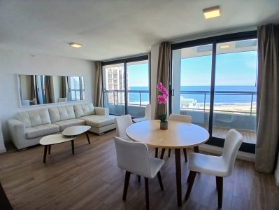 Piso alto con excelente vista en Torre Gauguin  Siglo Sol II