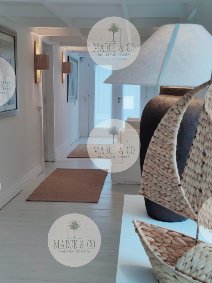 Casa ID.2170 - CASA EN EL PUEBLO DE JOSÉ IGNACIO SOBRE EL MAR