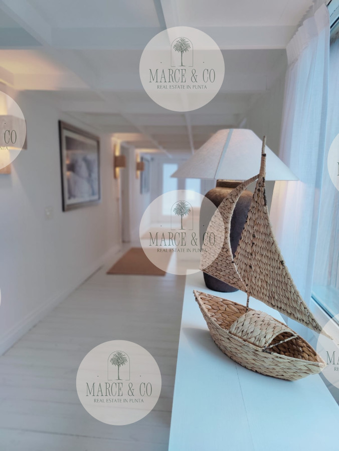 Casa ID.2170 - CASA EN EL PUEBLO DE JOSÉ IGNACIO SOBRE EL MAR