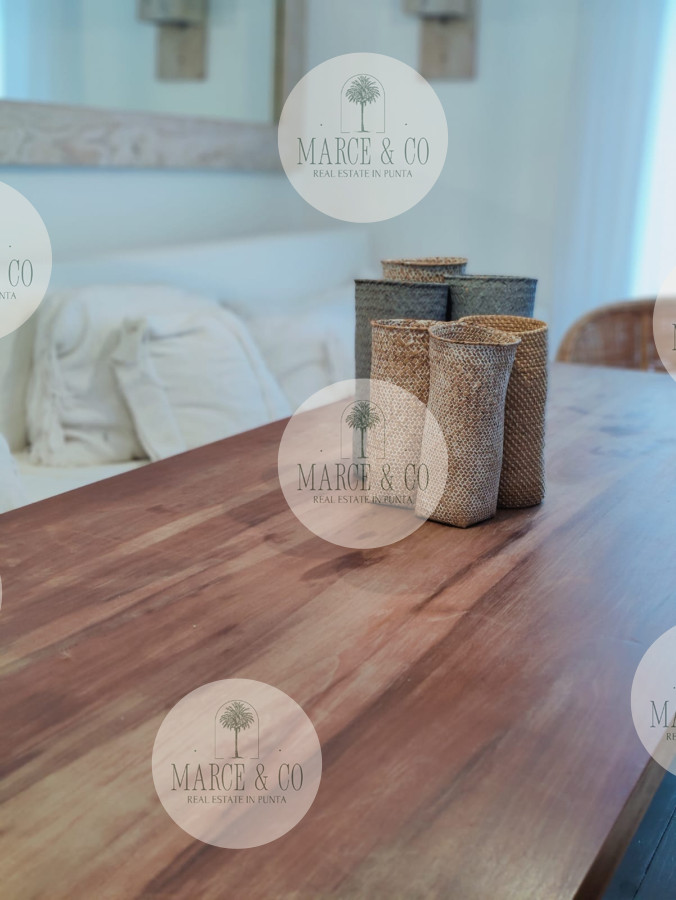 Casa ID.2170 - CASA EN EL PUEBLO DE JOSÉ IGNACIO SOBRE EL MAR