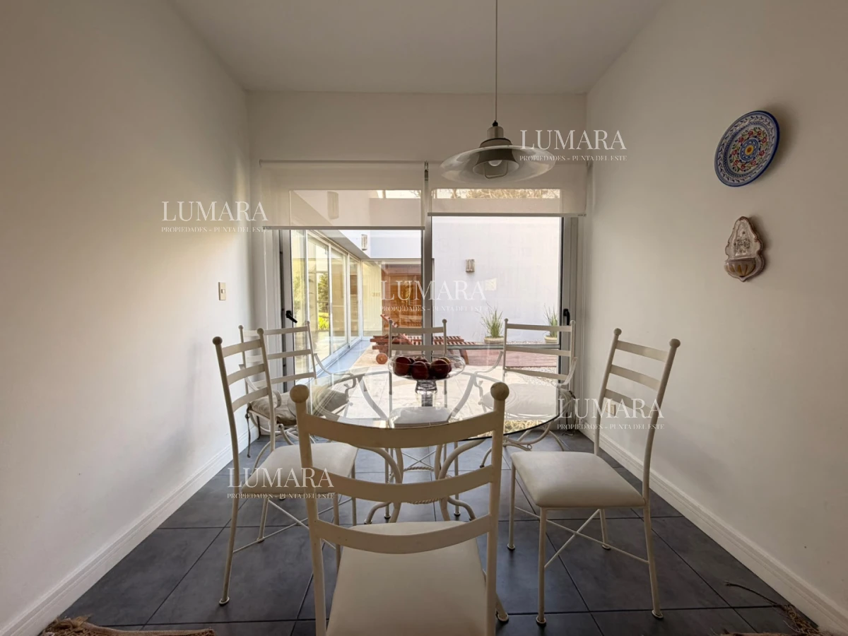 Casa ID.3735 - Casa el La Arbolada - El barrio mas consolidado de Punta del Este
