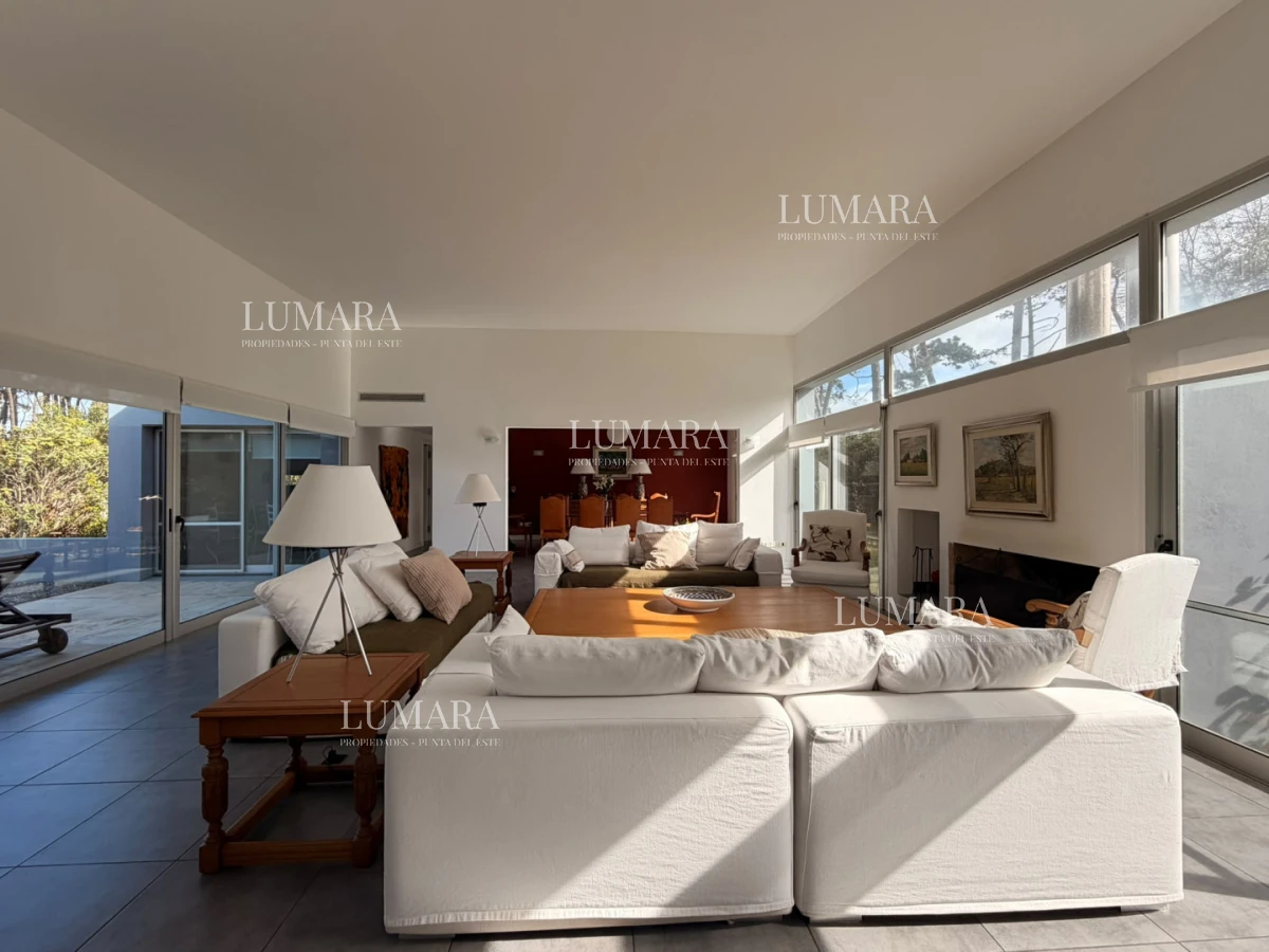 Casa ID.3735 - Casa el La Arbolada - El barrio mas consolidado de Punta del Este