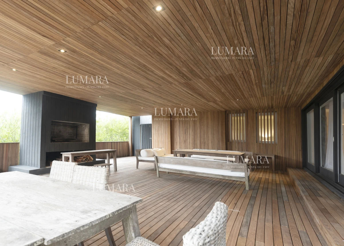 Casa ID.2170 - CASA EN EL PUEBLO DE JOSÉ IGNACIO SOBRE EL MAR