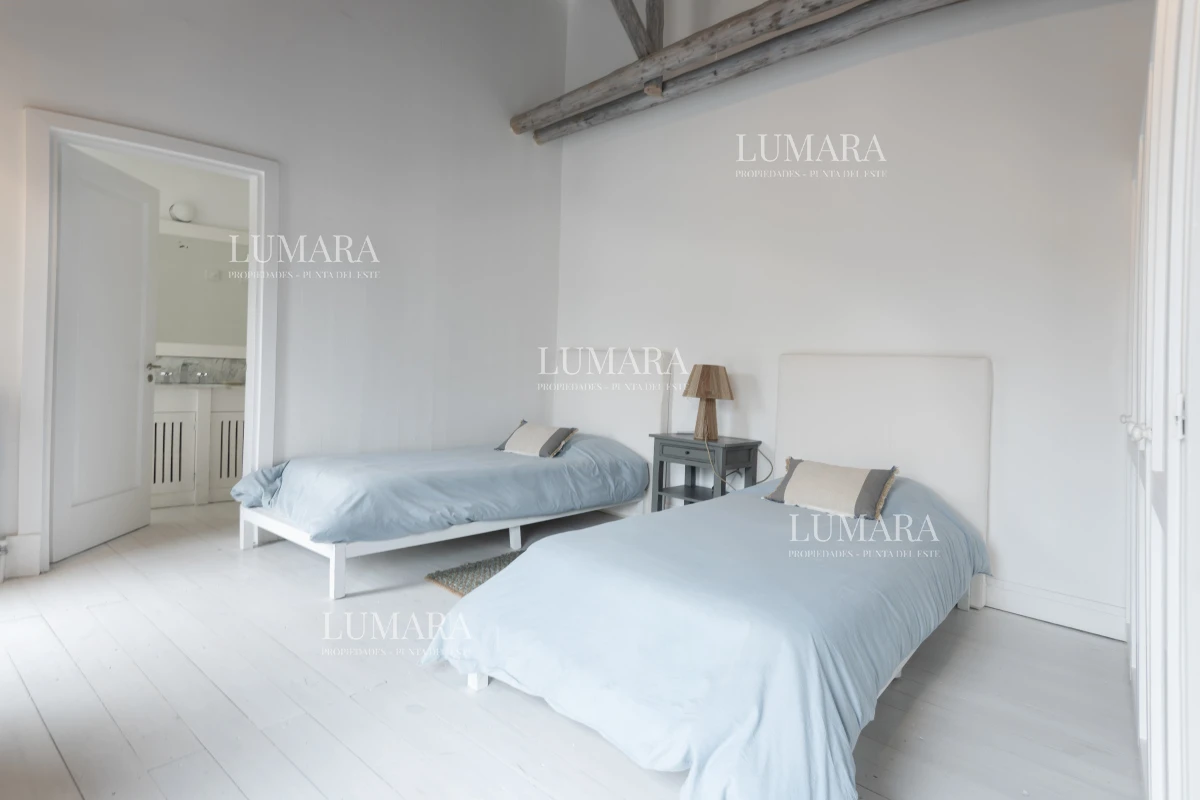 Casa ID.2170 - CASA EN EL PUEBLO DE JOSÉ IGNACIO SOBRE EL MAR