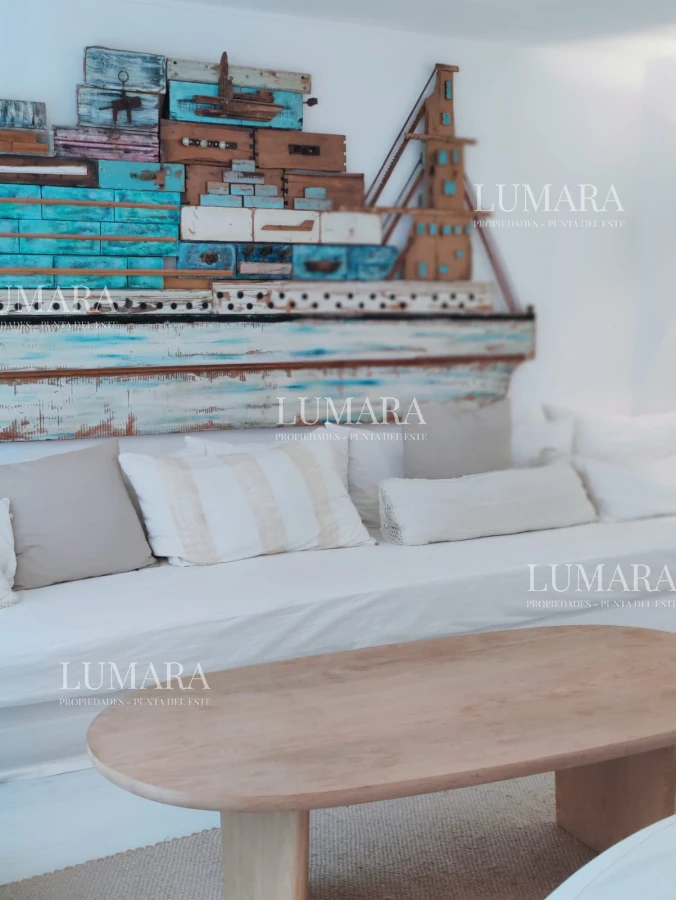 Casa ID.2170 - CASA EN EL PUEBLO DE JOSÉ IGNACIO SOBRE EL MAR