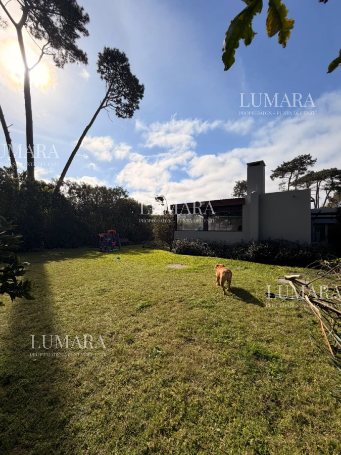 Casa ID.3735 - Casa el La Arbolada - El barrio mas consolidado de Punta del Este