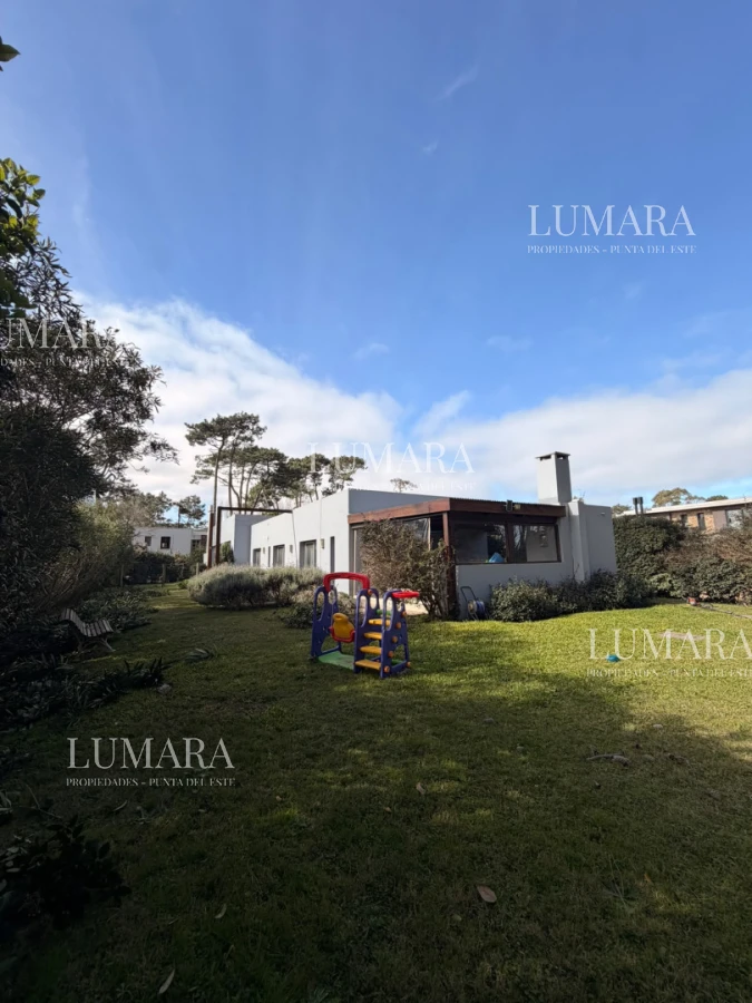 Casa ID.3735 - Casa el La Arbolada - El barrio mas consolidado de Punta del Este