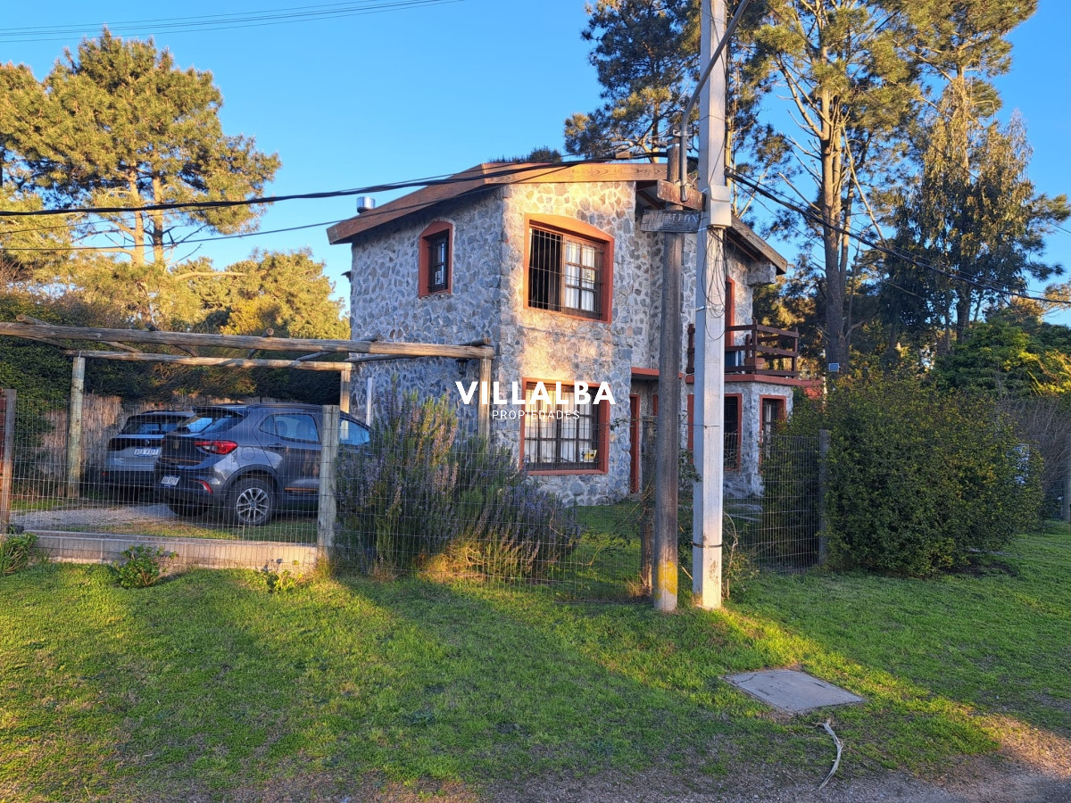 Apartamento ID.3257 - VENTA CASA EN PINARES 2 DORMITORIOS PUNTA DEL ESTE