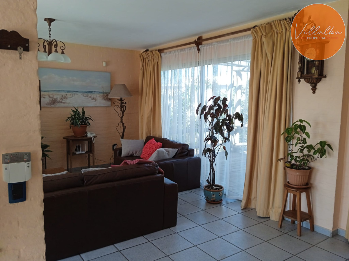 Apartamento ID.3424 - VENTA CASA 3 DORMITORIOS PUNTA BALLENA MALDONADO