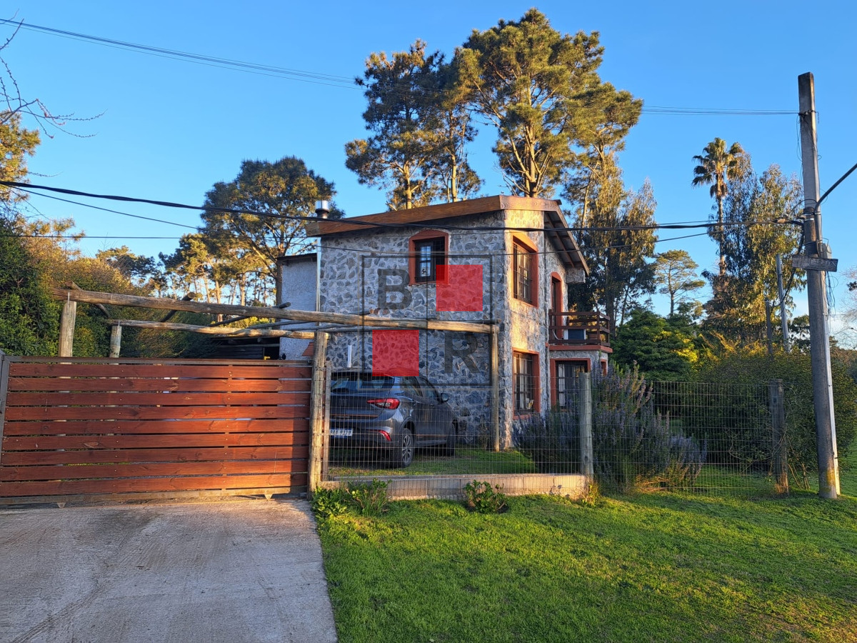 Casa ID.1180 - VENTA CASA EN PINARES 2 DORMITORIOS PUNTA DEL ESTE