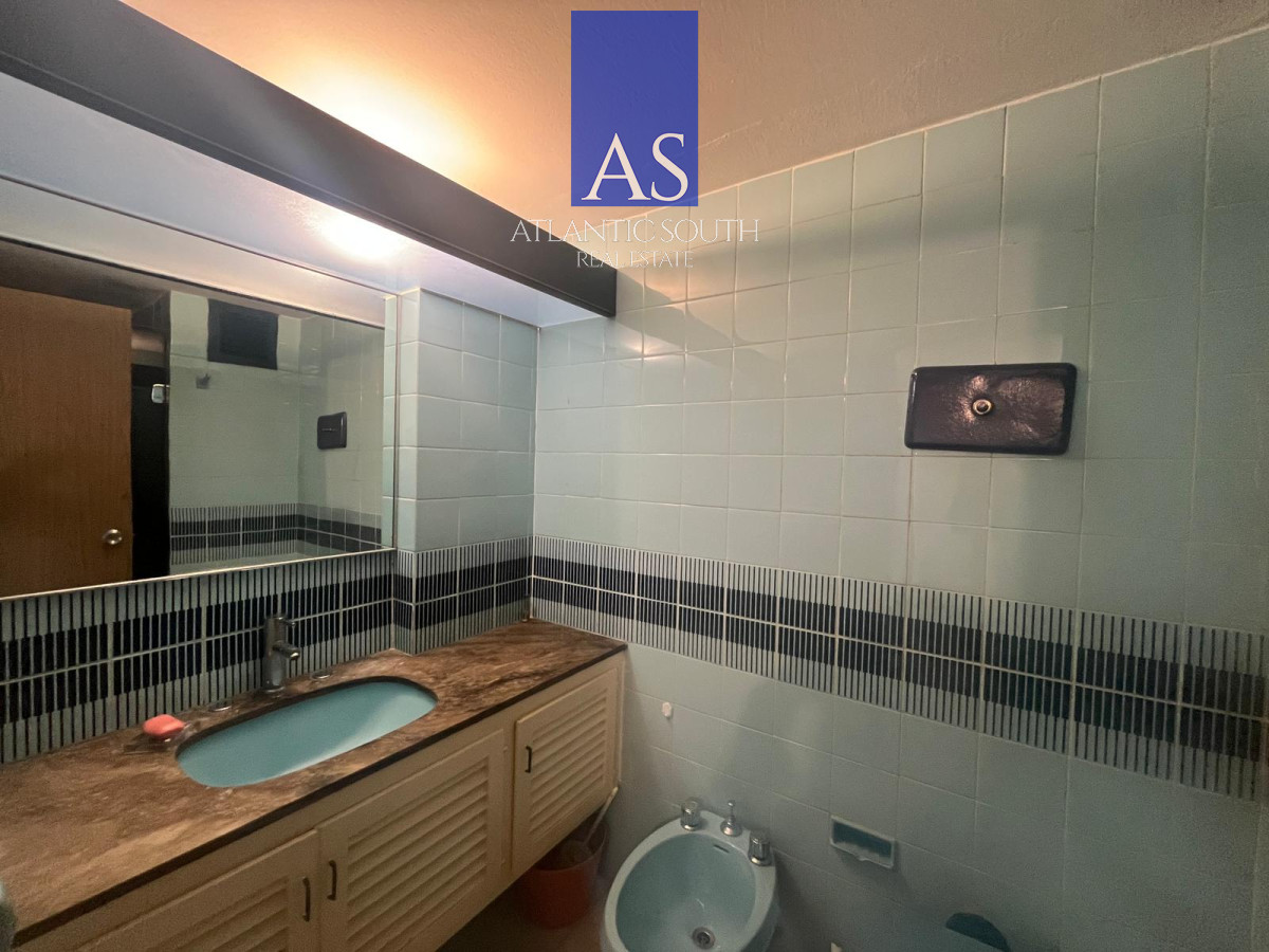Apartamento ID.4232 - Apartamento 1 dormitorio y medio con garage excelente orientacion solar Península Punta del Este