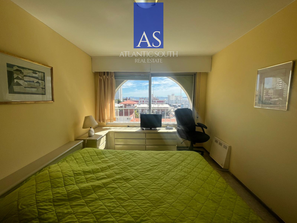 Apartamento ID.4232 - Apartamento 1 dormitorio y medio con garage excelente orientacion solar Península Punta del Este