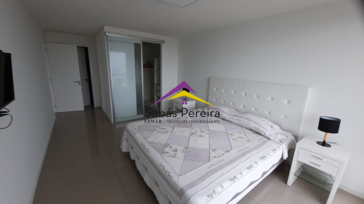 Apartamento ID.41706 - Apartamento en Venta de 2 Dormitorios Punta del Este