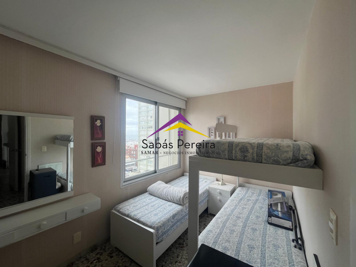 Apartamento ID.38127 - Apartamento en Alquiler Temporario en Península, excelente vista. Con garaje!
