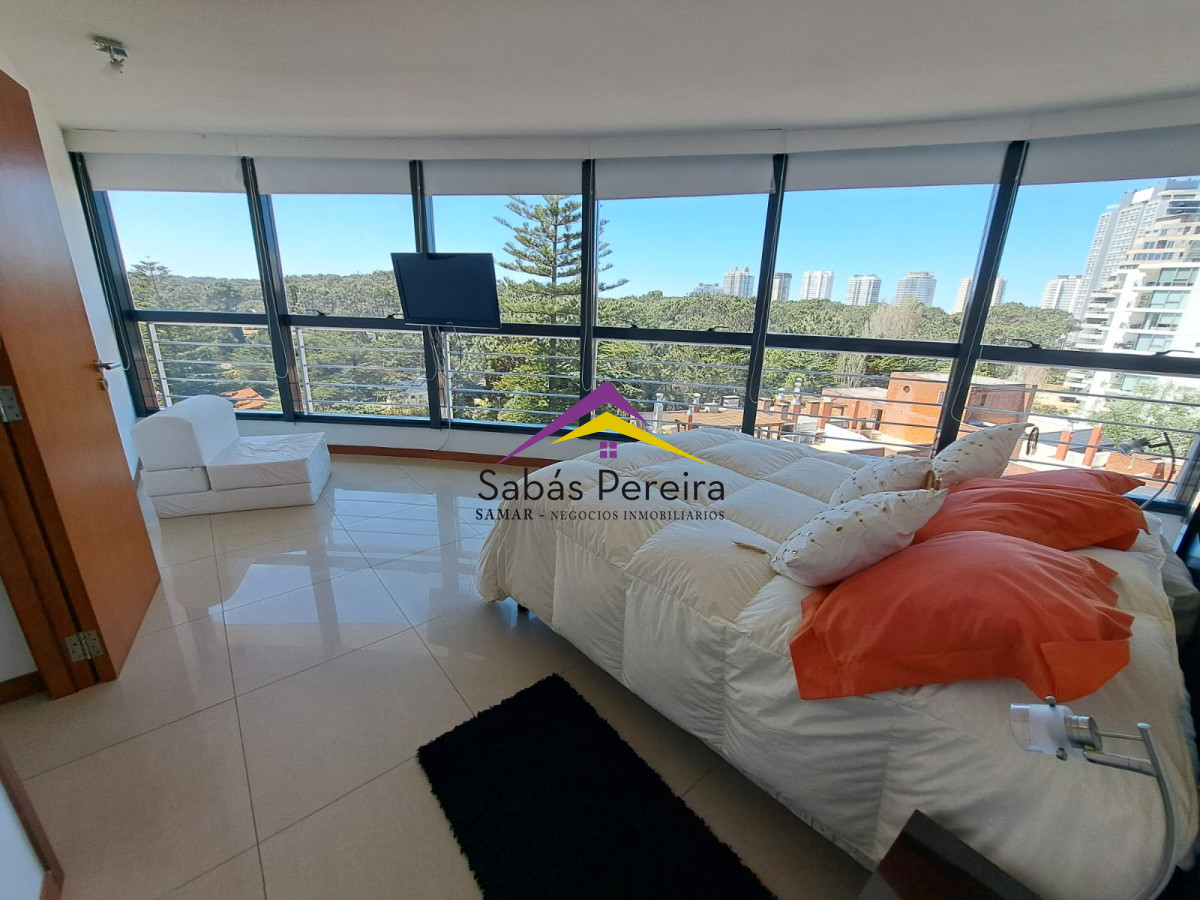 Apartamento ID.37873 - Venta de apartamento de 3 dormitorios en torre de categoría