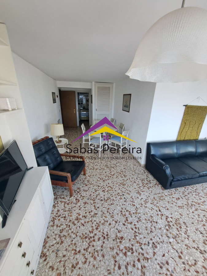 Apartamento ID.37587 - Apartamento de 2 dormitorios en Venta