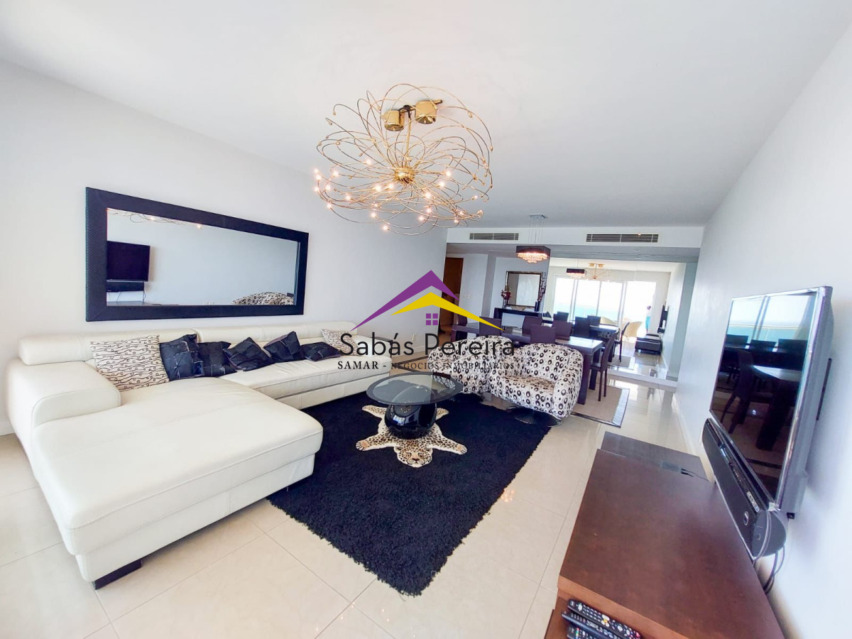 Apartamento ID.38242 - ALQUILER ANUAL O TEMPORAL FRENTE AL MAR PUNTA DEL ESTE