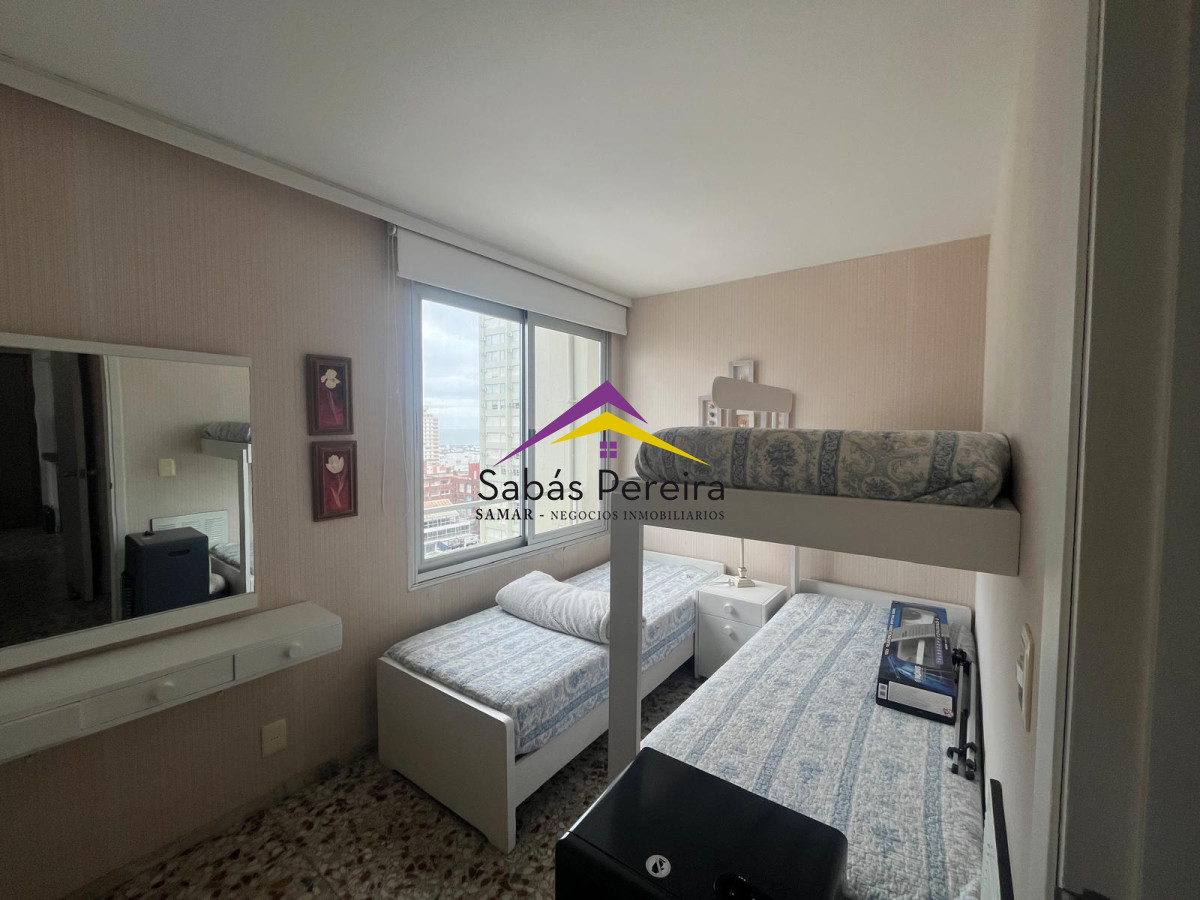 Apartamento ID.38127 - Apartamento en Alquiler Temporario en Península, excelente vista. Con garaje!