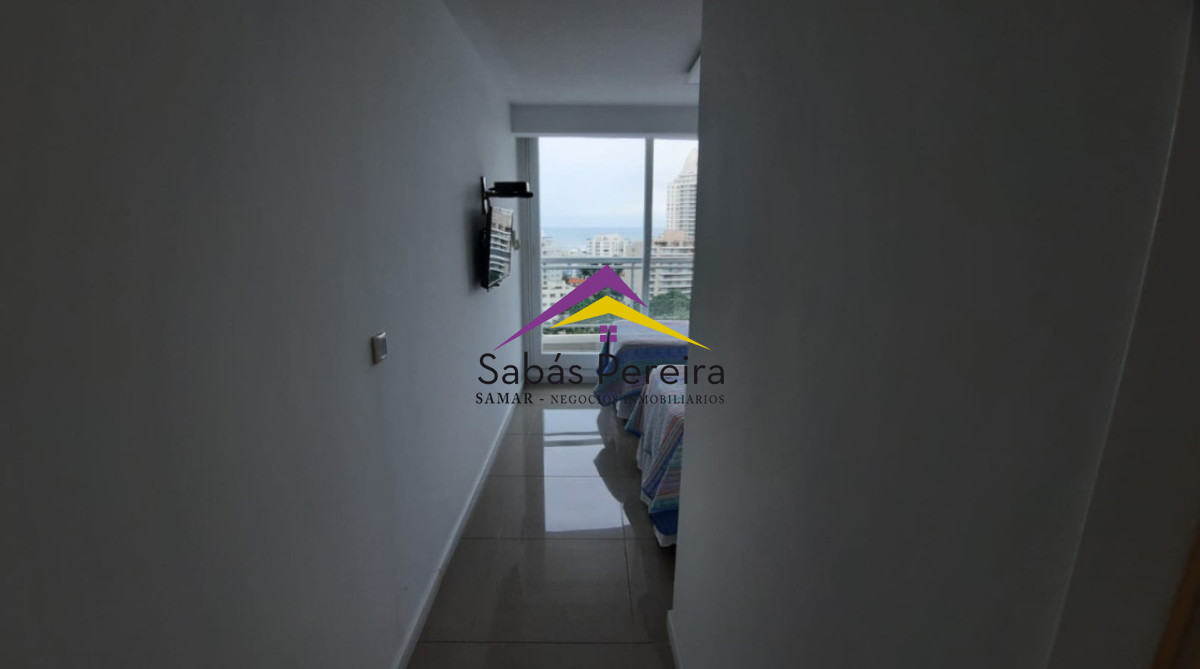 Apartamento ID.41706 - Apartamento en Venta de 2 Dormitorios Punta del Este