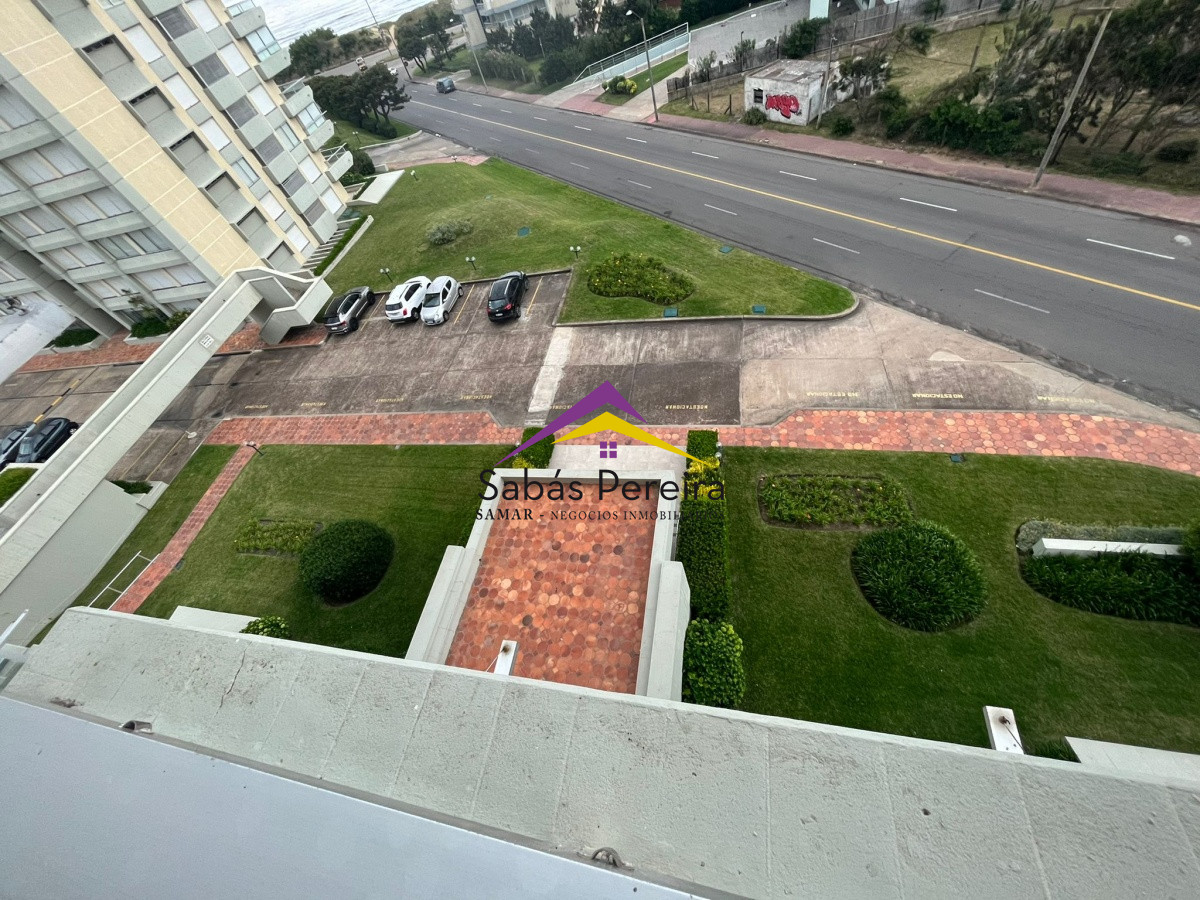Apartamento ID.41024 - ALQUILER MANSA 3 DORMITORIOS CON SERVICIOS