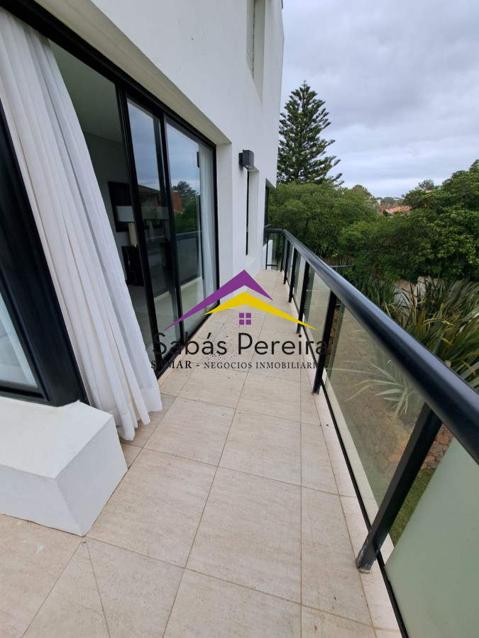 Apartamento ID.38649 - ALQUILER TEMPORARIO 3 DORMITORIOS BRAVA PUNTA DEL ESTE 