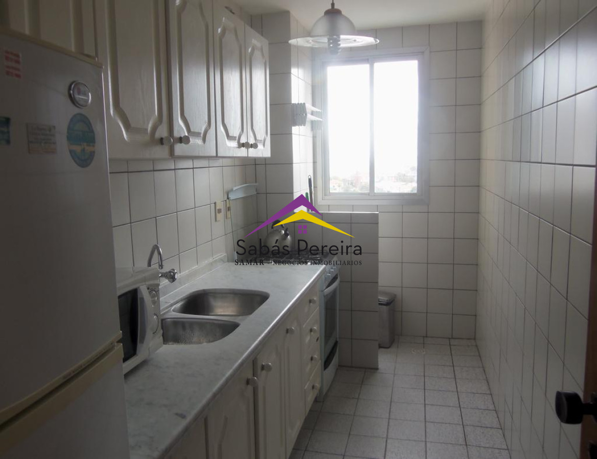 Apartamento ID.37566 - APARTAMENTO DE 2 DORMITORIOS VISTA A PLAYA MANSA EN ALQUILER TEMPORAL