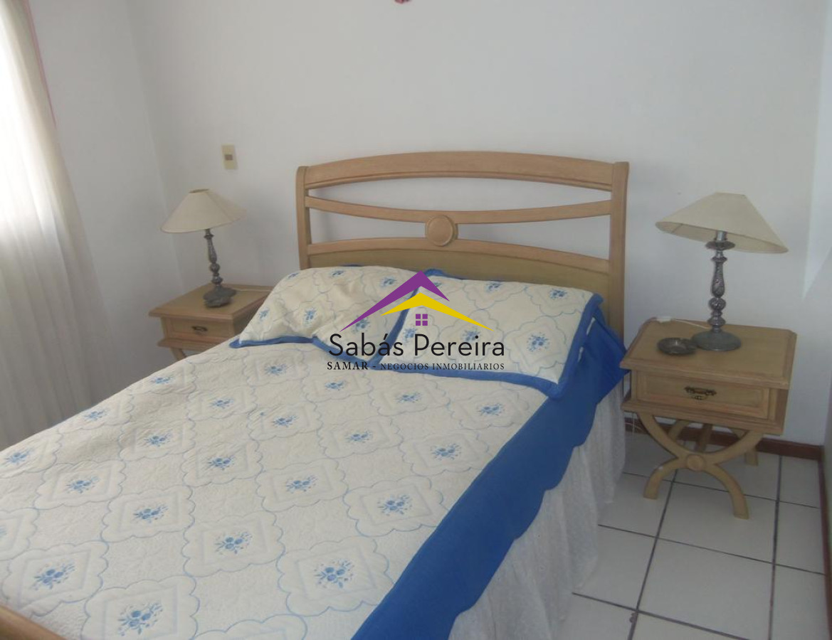 Apartamento ID.37566 - APARTAMENTO DE 2 DORMITORIOS VISTA A PLAYA MANSA EN ALQUILER TEMPORAL
