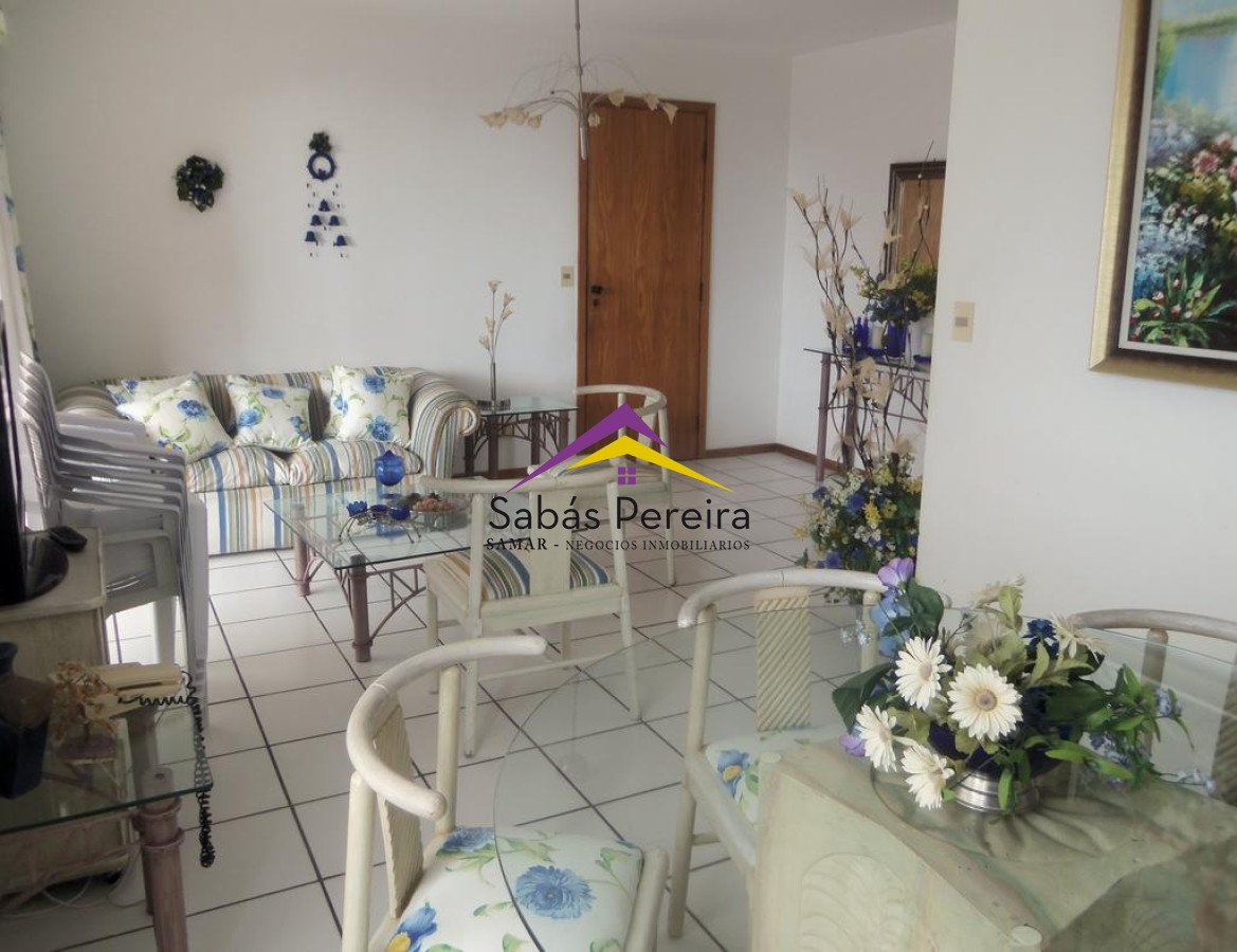 Apartamento ID.37566 - APARTAMENTO DE 2 DORMITORIOS VISTA A PLAYA MANSA EN ALQUILER TEMPORAL
