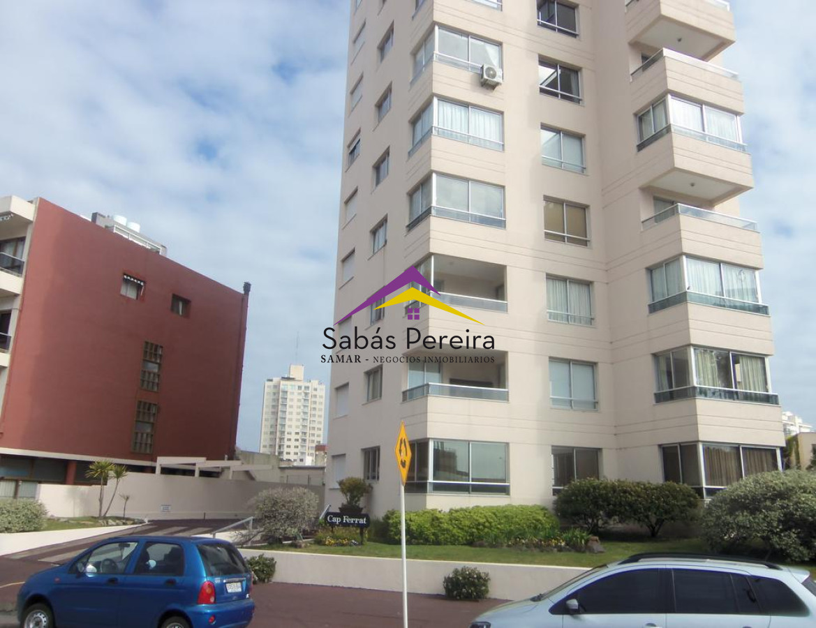 Apartamento ID.37566 - APARTAMENTO DE 2 DORMITORIOS VISTA A PLAYA MANSA EN ALQUILER TEMPORAL