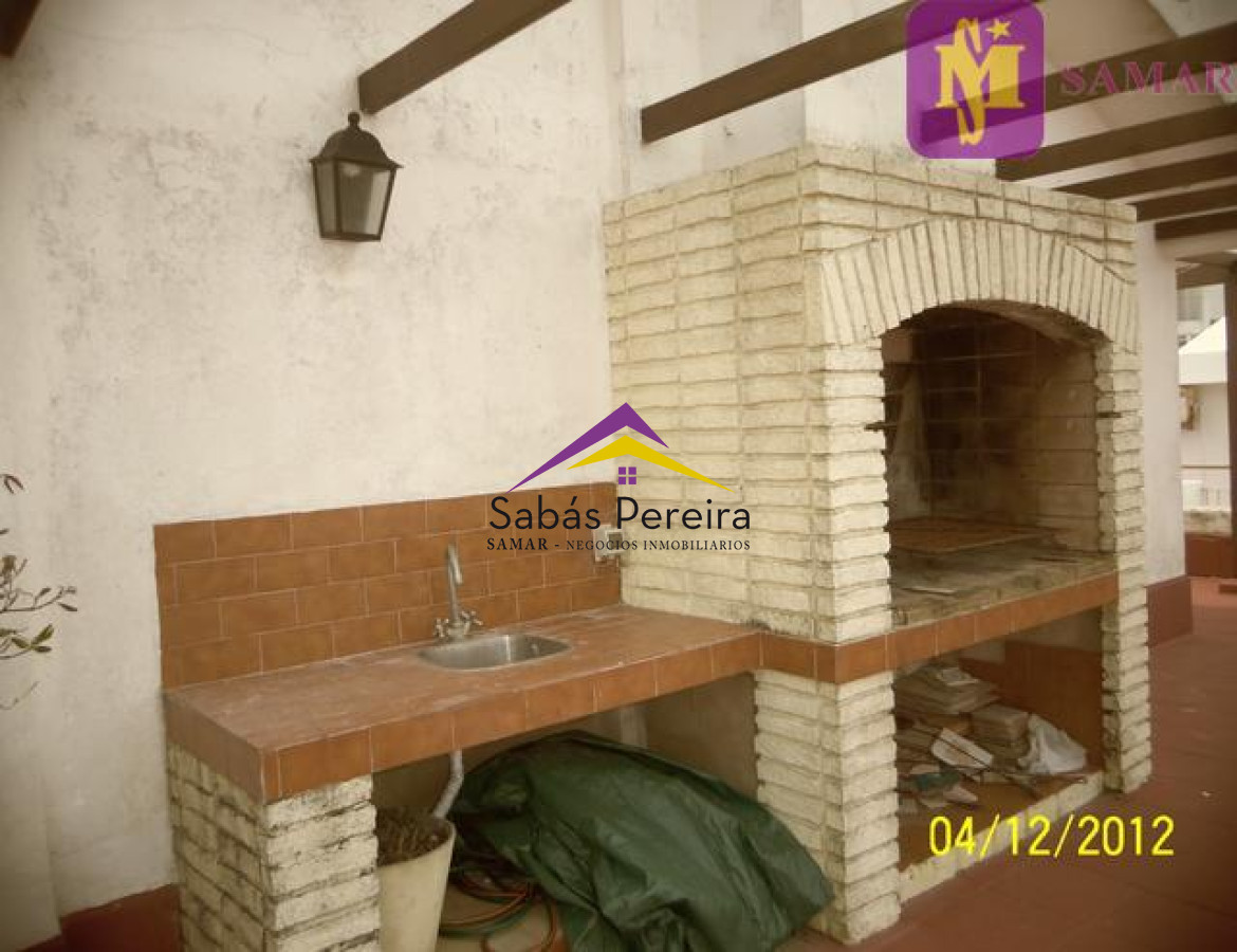 Apartamento ID.37884 - Pent-house, 3 dormitorios en la Península con parrillero propio! 