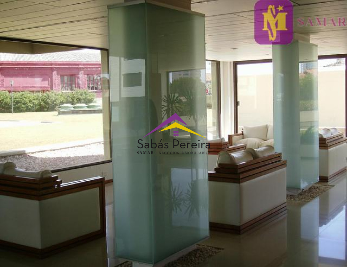 Apartamento ID.37646 - Alquiler temporario de apartamento en la brava, 3 dormitorios y dependencia