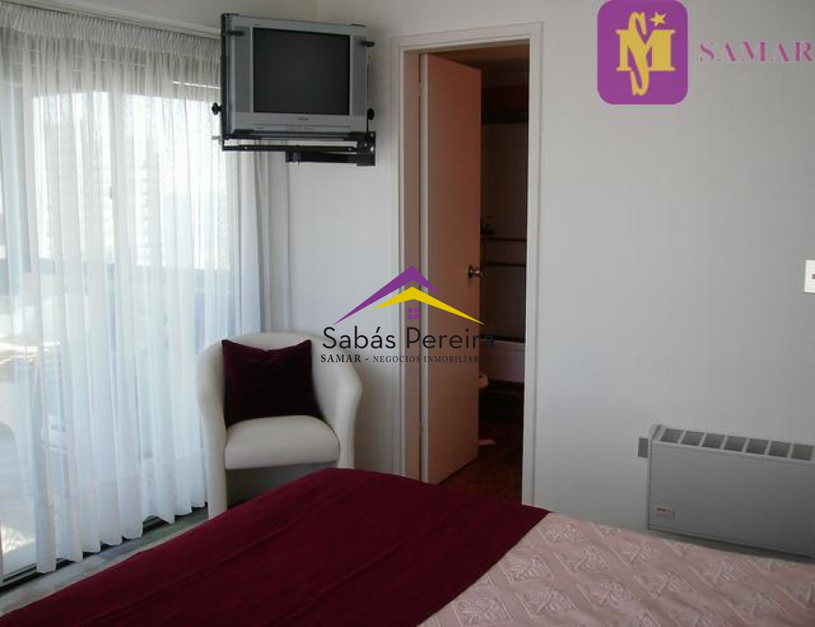 Apartamento ID.37646 - Alquiler temporario de apartamento en la brava, 3 dormitorios y dependencia