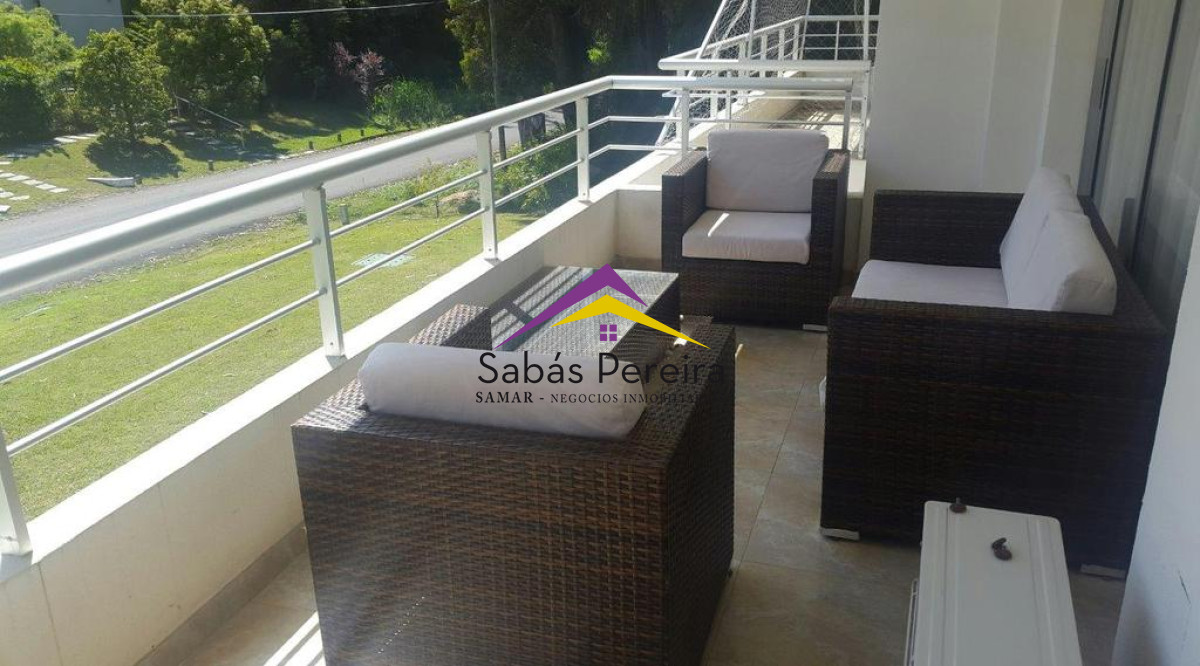 Apartamento ID.38802 - Apartamento en Rincón del Indio, 2 dormitorios en alquiler temporal. Con cochera